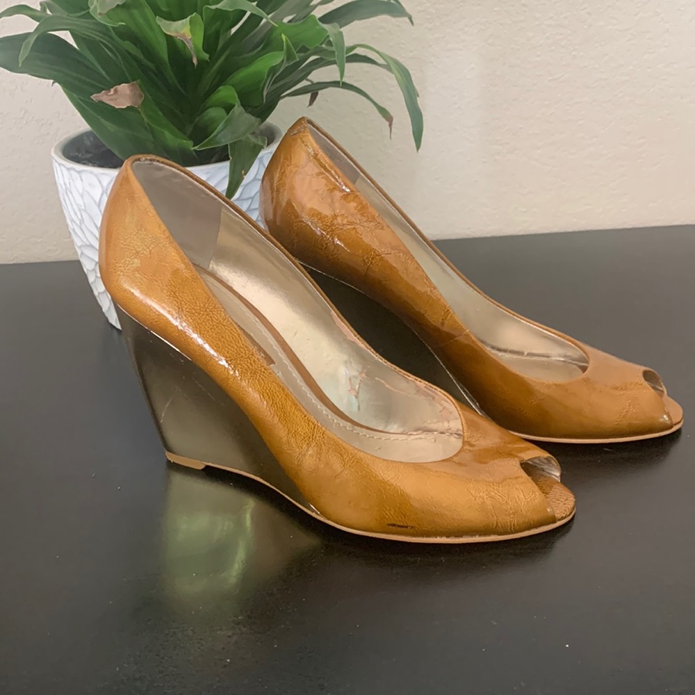 Nine West Wedge Size 5M PTJABIN Gold Leather Peep Toe  High Pump